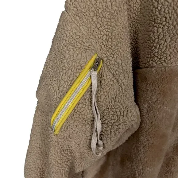 Ugg RTW Marlene Sherpa Tan Sandstone Faux Fur Full Zip Jacket Women's Medium - Picture 4 of 8